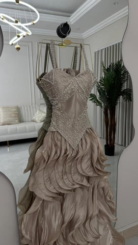 فستان سهره فخم بيج