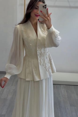 فستان سهره راقي وناعم