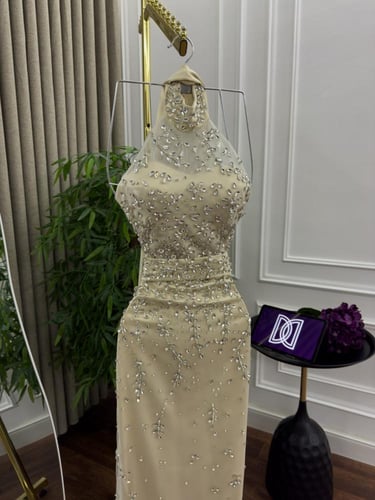 فستان سهره فخم ذهبي