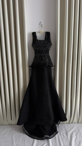 فستان سهره فخم اسود