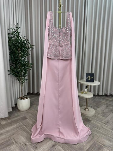 فستان سهره فخم وردي