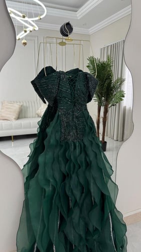 فستان سهره فخم زيتي غامق