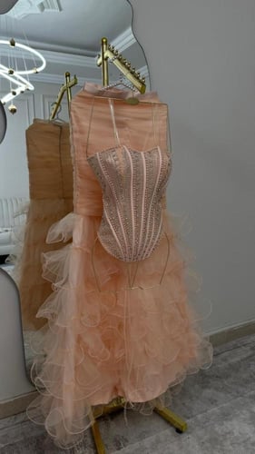 فستان سهره مشمش فخم