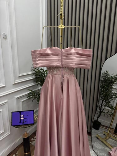 فستان سهره وردي فخم