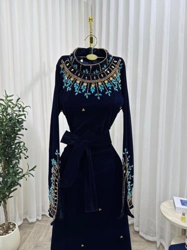 فستان جوخ فخم