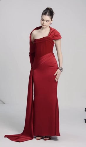 فستان سهره احمر جوخ وتفته