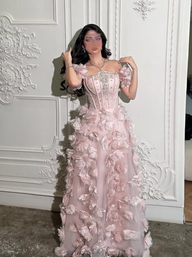 فستان سهره فخم وردي