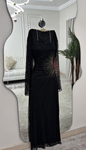 فستان سهره اسود ناعم وأنيق جدا