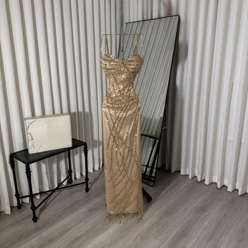 فستان سهره فخم ذهبي