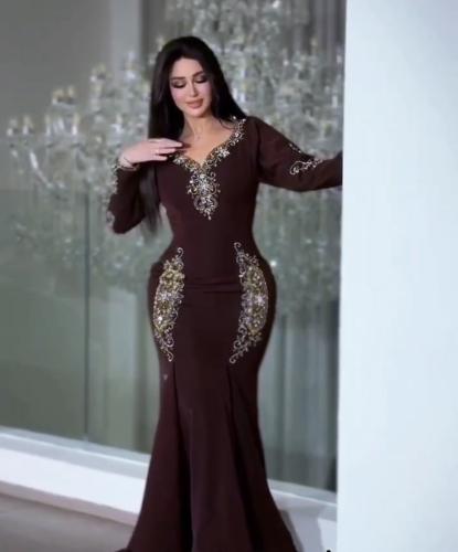 فستان سهره بني. راقي