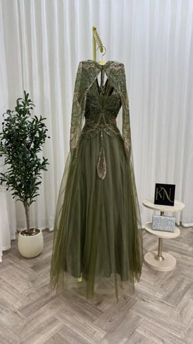 فستان سهره فخم زيتي