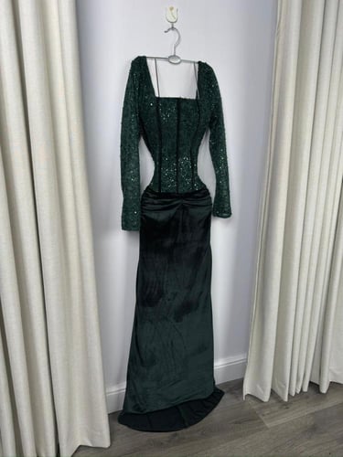 فستان سهره مخمل زيتي