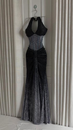 فستان سهره اسود ورصاصي