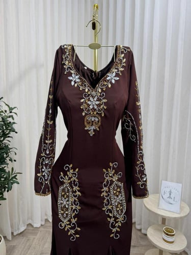 فستان سهره بني. راقي