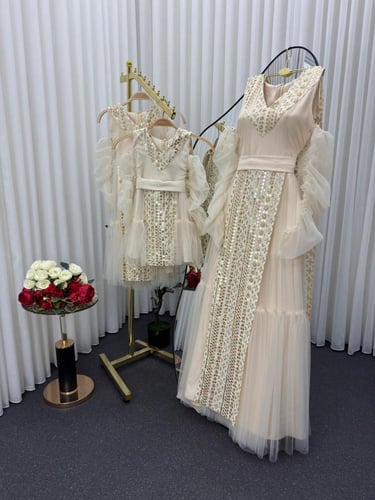 فستانين ام وبنت طقم