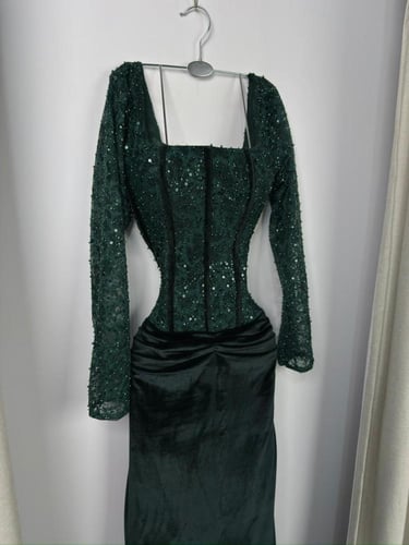 فستان سهره مخمل زيتي