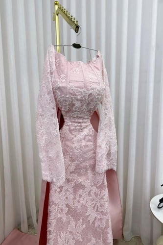 فستان سهره فخم وردي