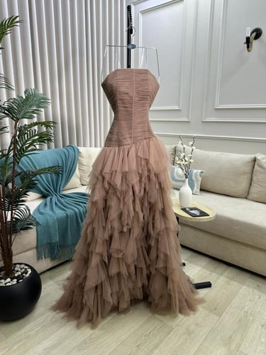 فستان سهره فخم بيج