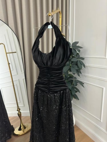 فستان سهره اسود مخمل وخرز فخم