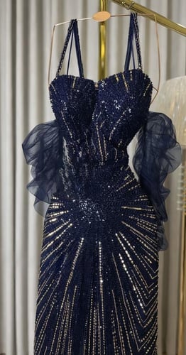 فستان سهره فخم كحلي هيفاء