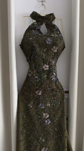 فستان سهره فخم زيتي