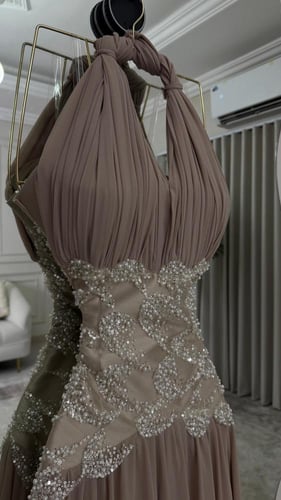 فستان سهره فخم بيج