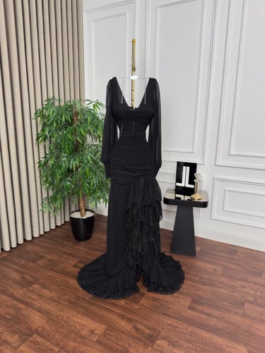 فستان وجدان سهره اسود راقي