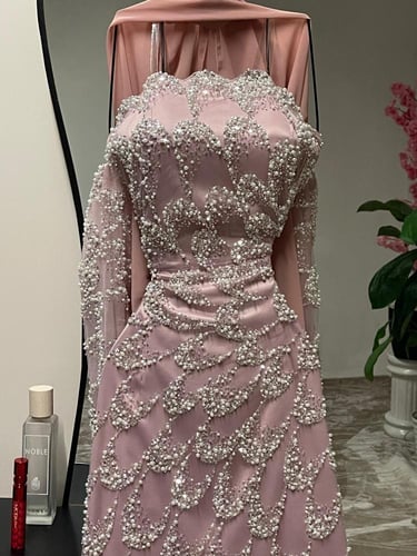 فستان سهره فخم وردي