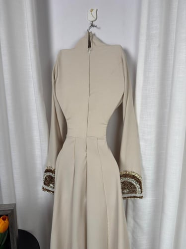 فستان سهره فخم وناعم