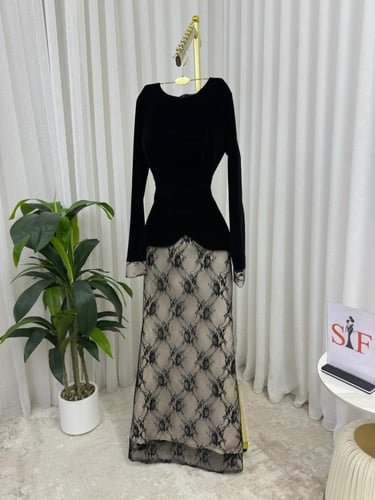 فستان سهره جوخ اسود