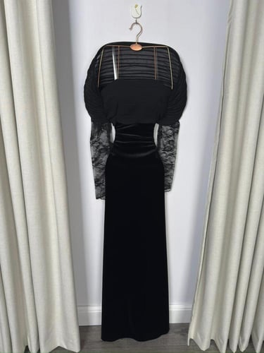 فستان سهره مخمل اسود ناعم