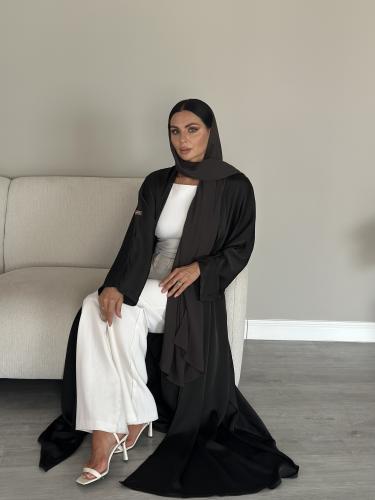 عبايه زيتي قماش كريب L20
