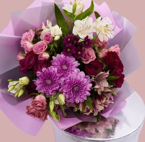 باقة الرومانسية خاصة مع باتشي او فيريرو