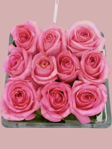 أناقة هادئة في مزهرية