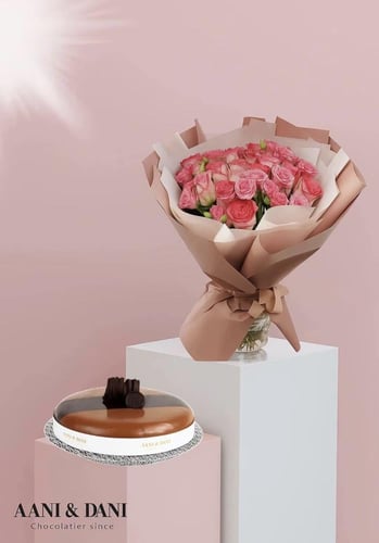 باقة بيبي ورد أصفر ووردي مع كيكة أني داني الصغيرة