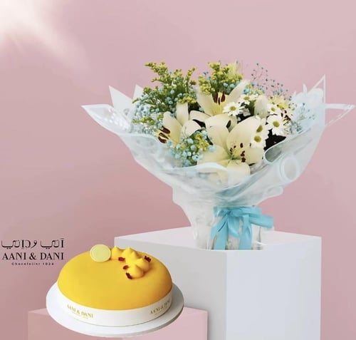 أناقة أبدية باقة ليلية بيضاء كعكةاني وداني الصغيرة