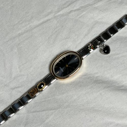 ساعه تشارم منسقه ومركبه