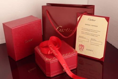 طقم اكسسوار كارتير معى تغليف الماركه
