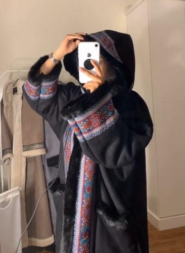 فروة شتوية نسائي الاكثر فخامه -متجر قمر المملكه