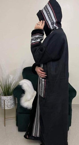 فروة نسائية جوخ مع سدو