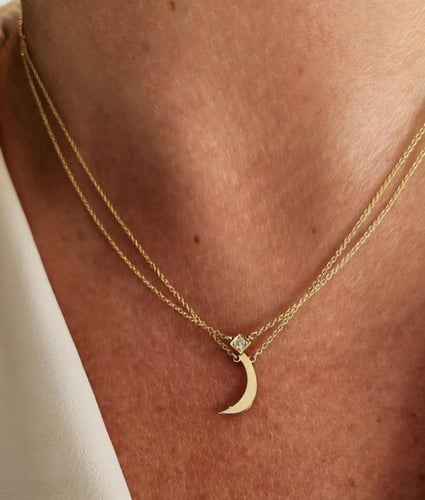 سلسال الحرف الانيق بتصميمه الفاخر