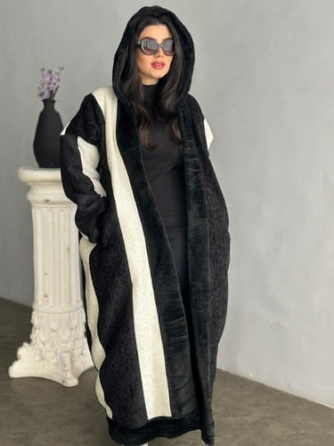 فروه نسائيه جوانب مخمل شانيل مبرقع