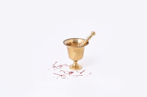 نجر زعفران نحاسي صغير