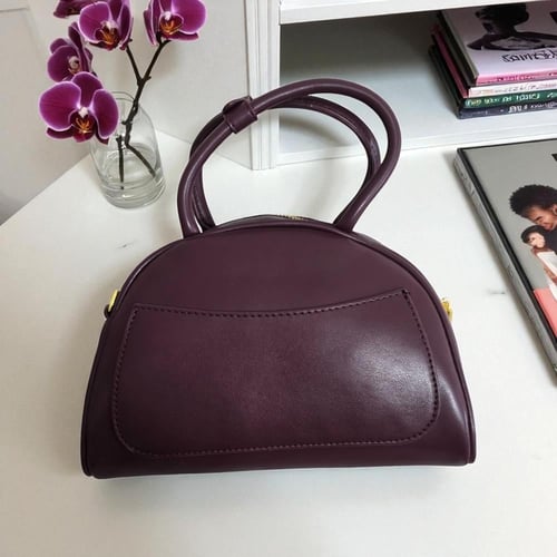 حقيبة ميو نصف دائري عنابي