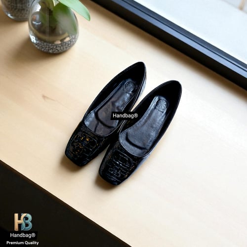 حذاء توري بورش أسود مقاس 40