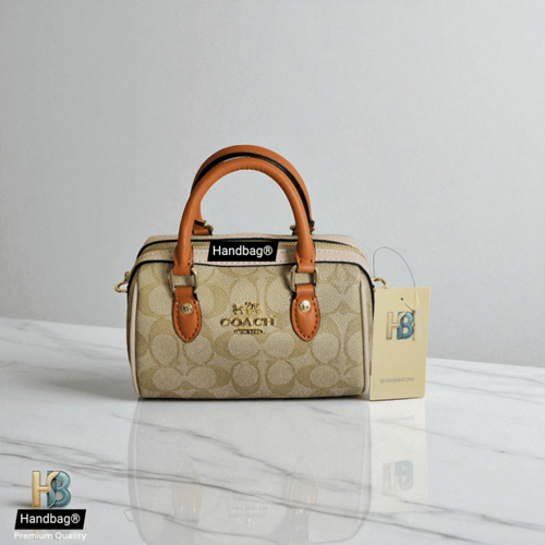 شنطة كوتش ميني كلاسيك كانافس