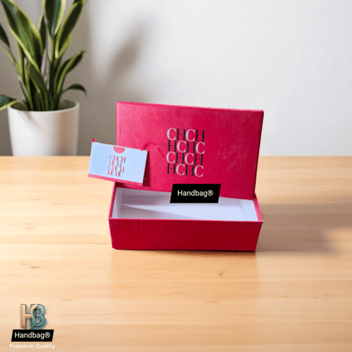 شنطة كلتش كارولينا هيريرا a2