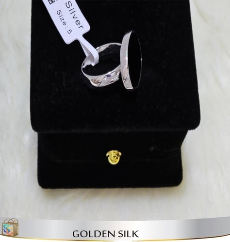 خاتم ملكي دائري عيار 925 م5