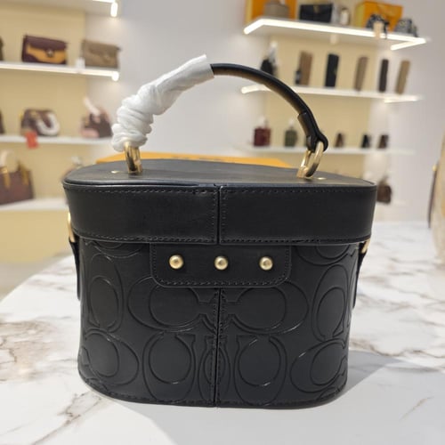 شنطة كوتش ميك اب4