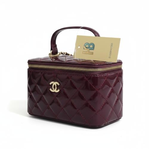 شنطة جلد شانيل ميكب عنابي لماع